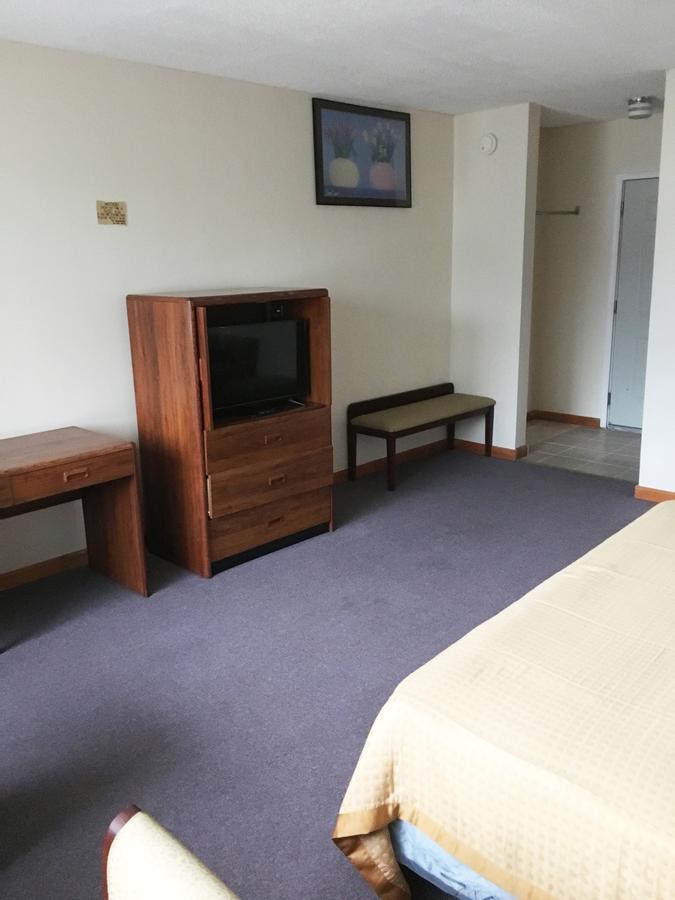 Village Motel Ellenville Kültér fotó
