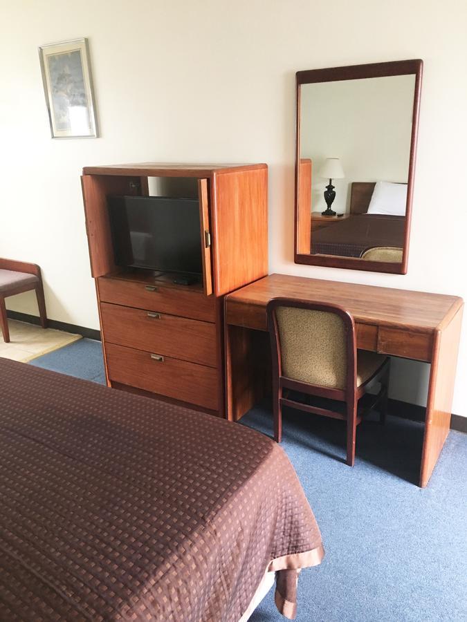 Village Motel Ellenville Kültér fotó
