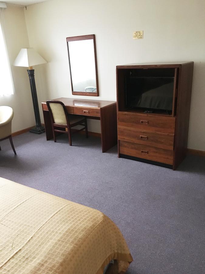Village Motel Ellenville Kültér fotó